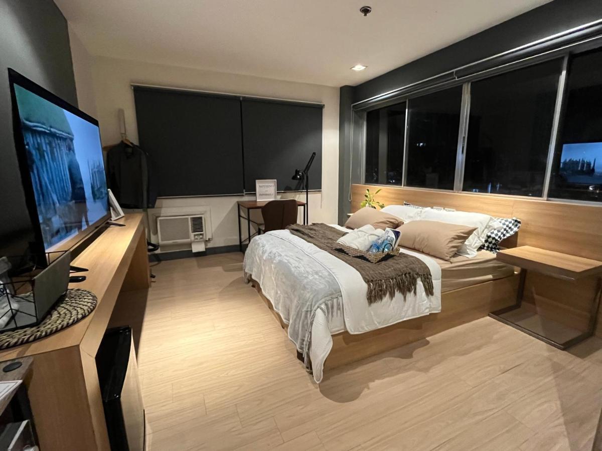 The Upperroom @ Real Suites Баколод Екстериор снимка