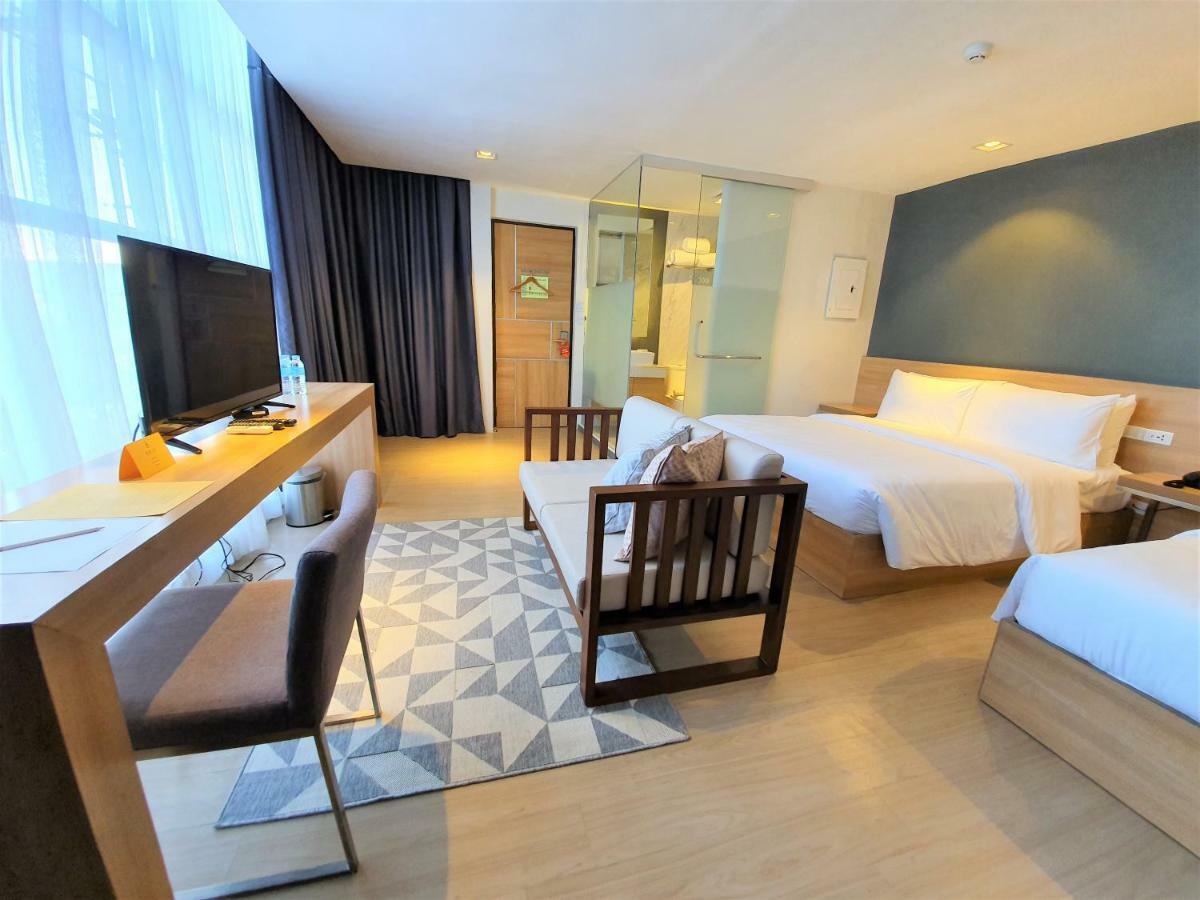 The Upperroom @ Real Suites Баколод Екстериор снимка